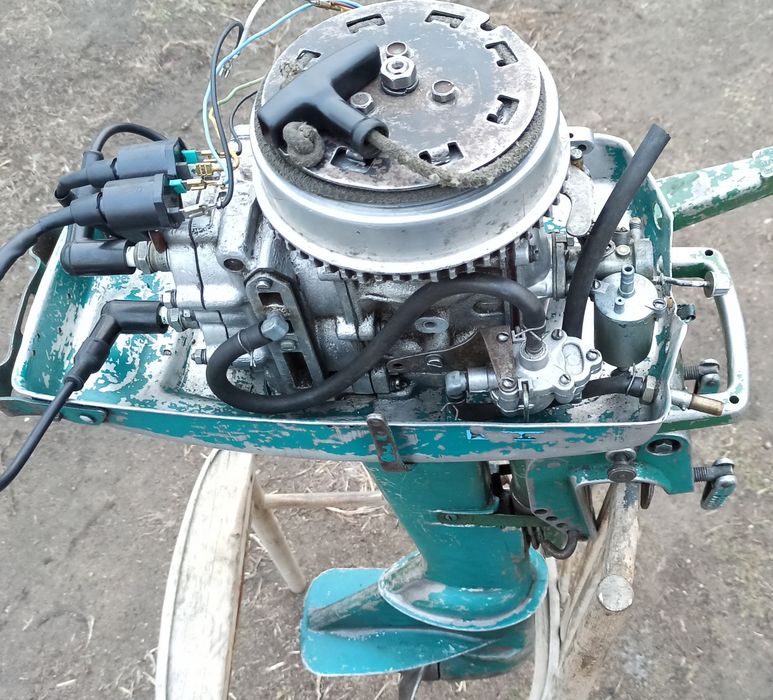 Лодочный мотор ветерок 8