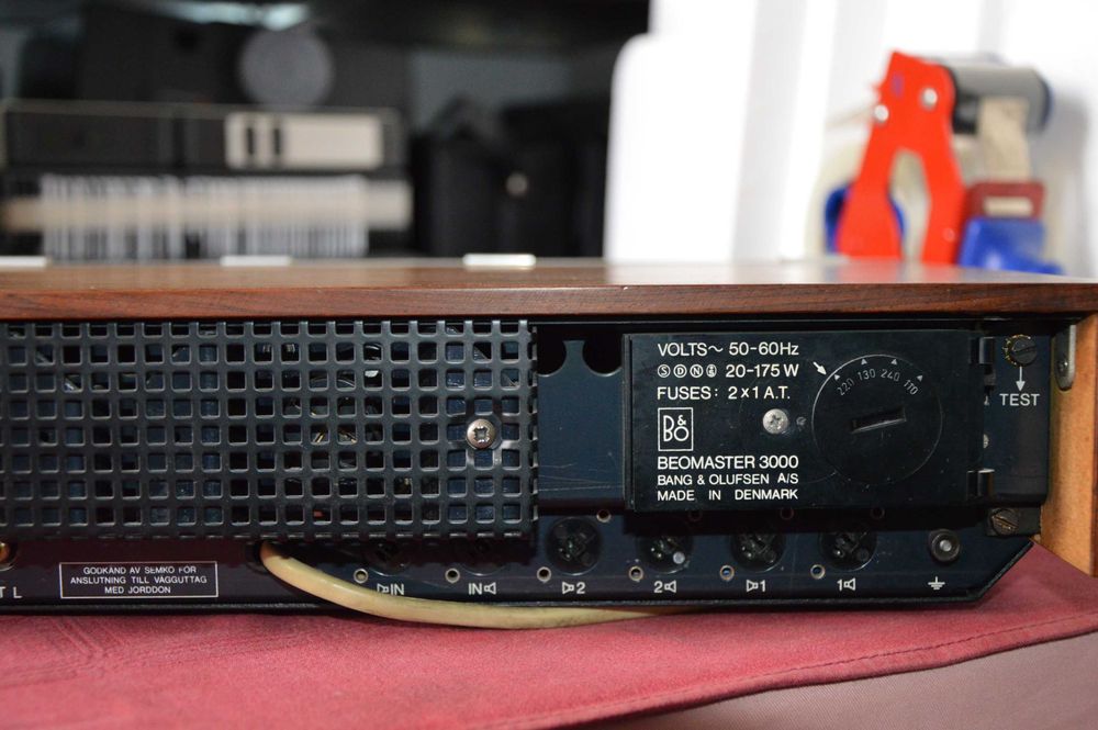 Amplituner Bang&Olufsen Beomaster 3000