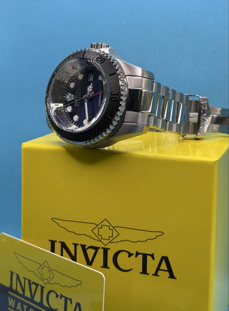ГАРАНЦИОНЕН!!! Мъжки часовник INVICTA Reserve Hydromax, Model: 16966