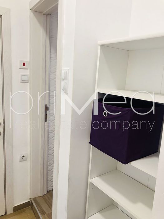 Дава се под наем Тристаен апартамент в Бургас, Център - 110 кв.м за 816 € - Снимка #5