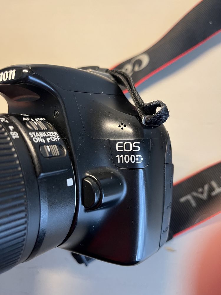 DSLR CANON EOS 1100D + Obiectiv Canon 55-255 mm
