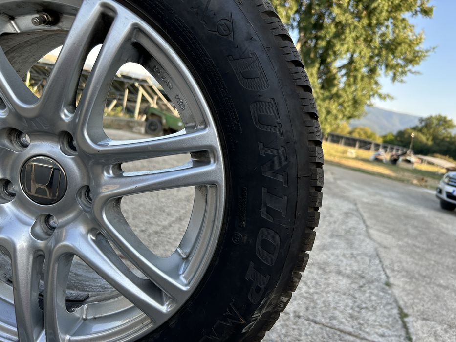 Лети джанти с нови гуми от HONDA, размер 215/60/R16 99H, ДОТ2624.