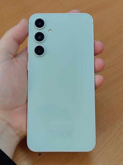 Samsung s23 fe 256gb торг есть