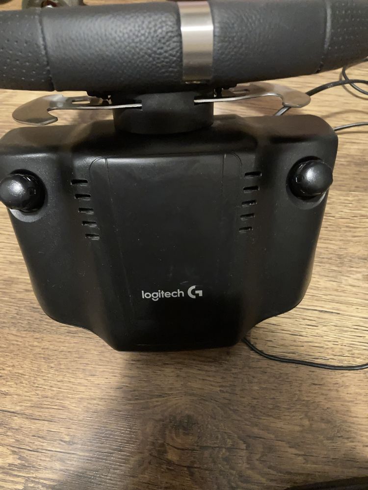 Геймърски волан Logitech g920
