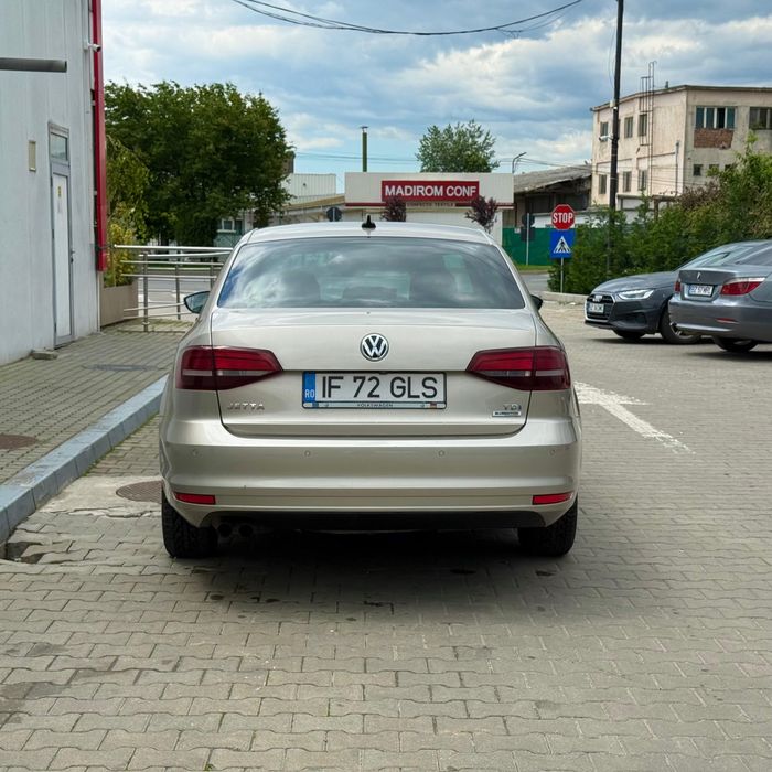Volkswagen Jetta 2016 Automat