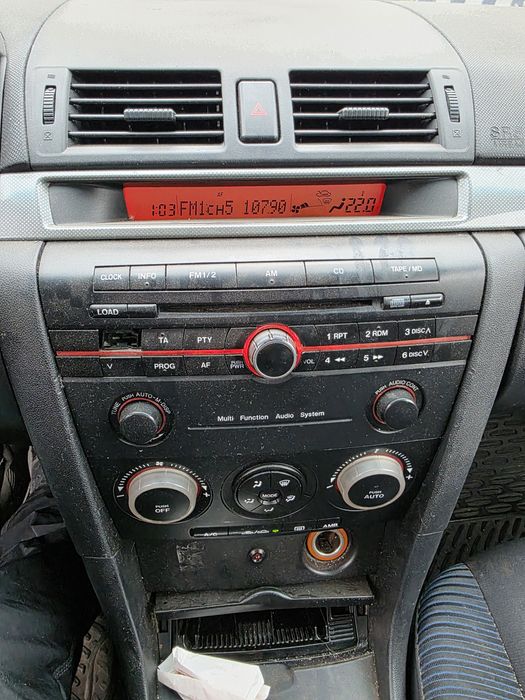 Мазда 3 1.6 хди На части! Mazda 3 1.6 hdi