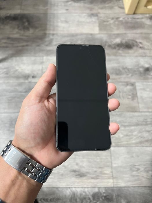 Самсун S 24 почти новый