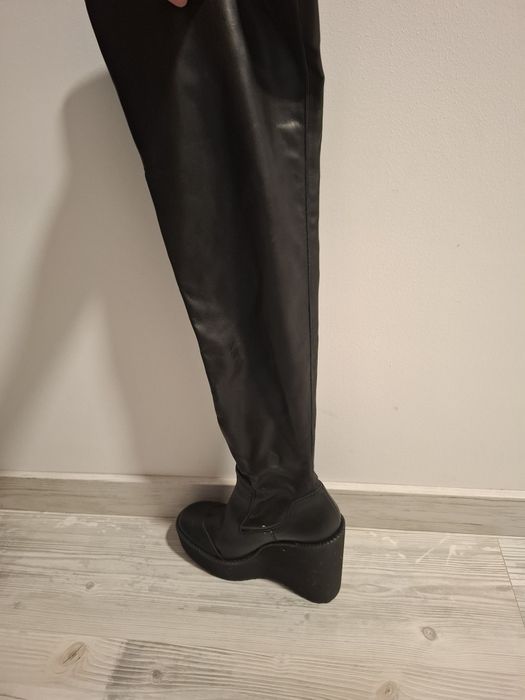 Cizme dama ZARA peste genunchi, negre, cu platforma -NOI