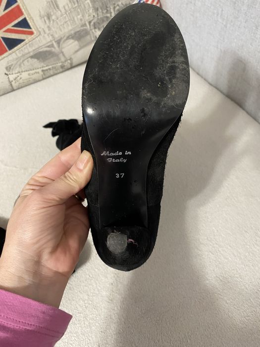 Cizme piele intoarsa