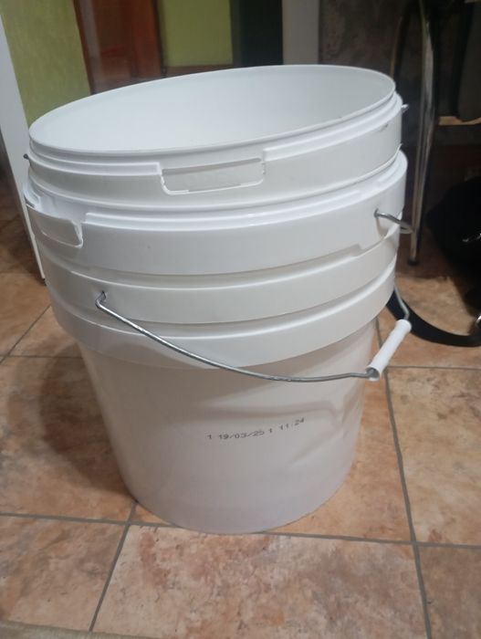 Вёдро пластиковое