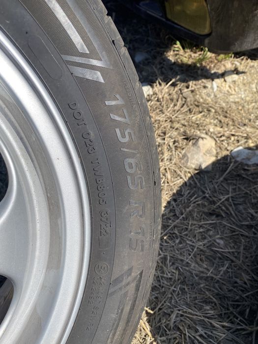 Гуми 175/65/15 Вредщайн