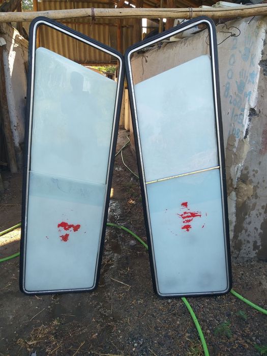 Боковые ветровые стекла на советский РАФ