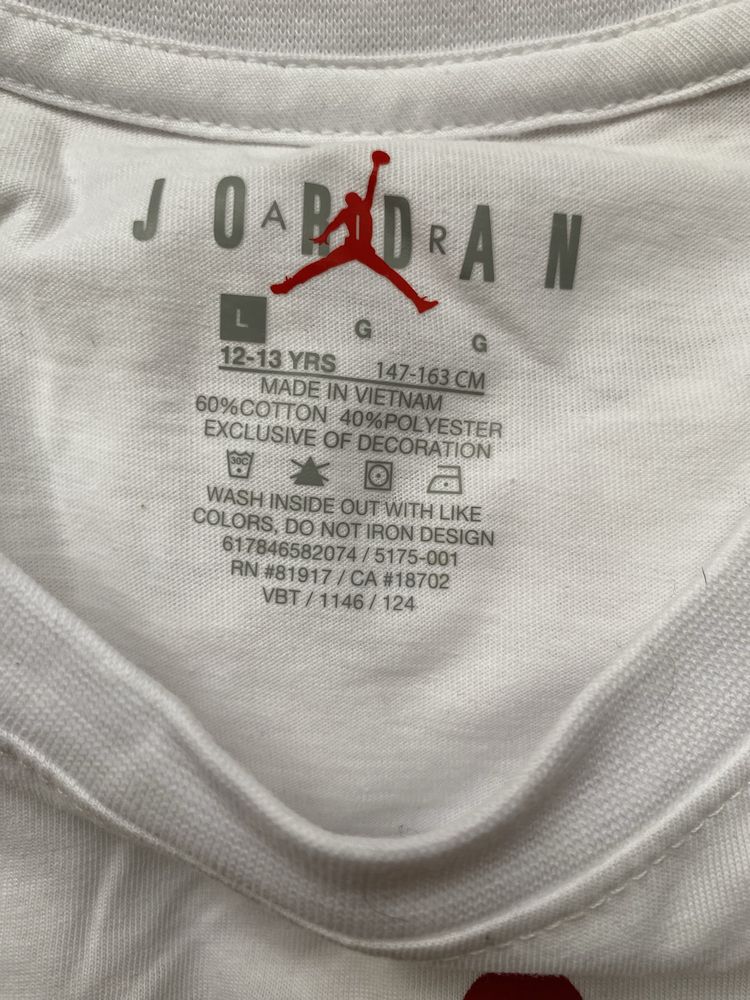 Оригинални Nike юношески дрехи!