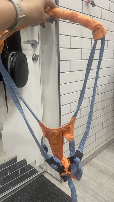 Продам вожжи для малыша