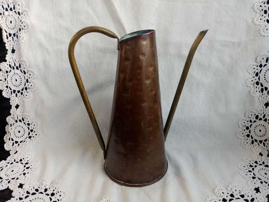 Стар меден съд ретро