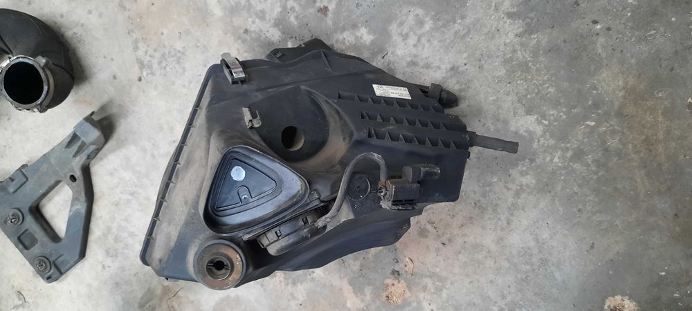 Carcasa filtru aer Audi A6 C6 2.7tdi/3.0tdi