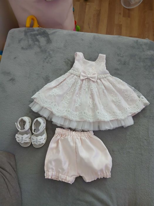 Официална рокля 12 м подходяща за кръщене