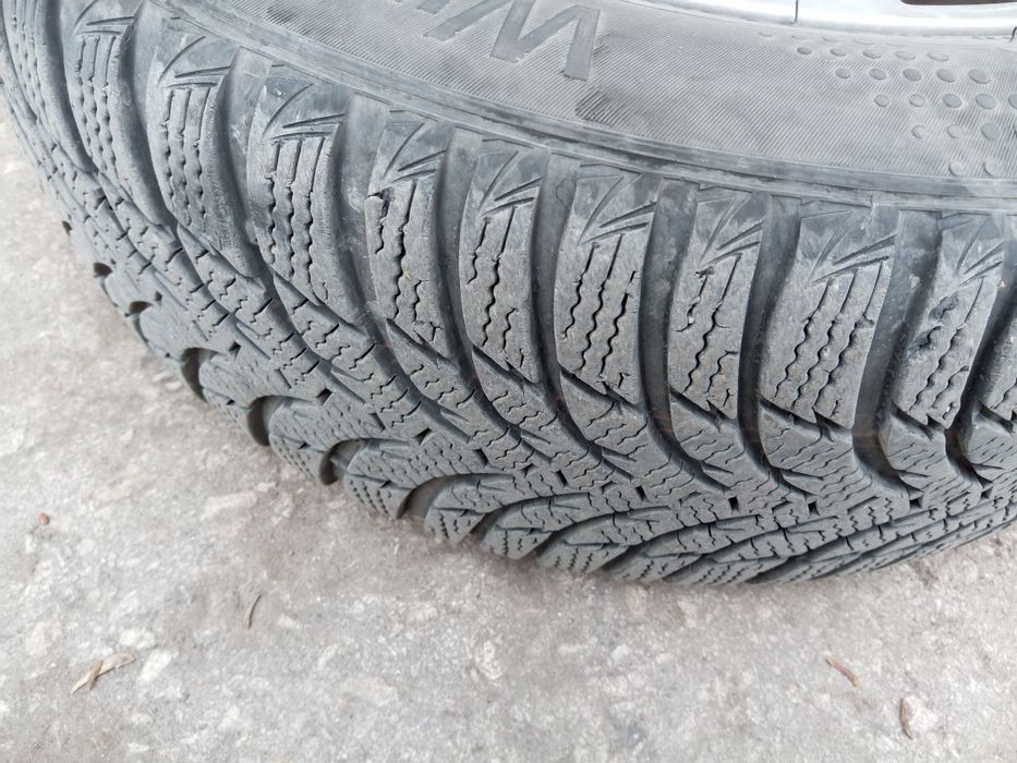 Джанти с гуми Kumho за Хонда 205/55/16