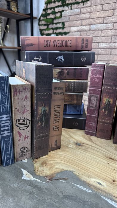 Декоративные Книги в Винтажном Стиле