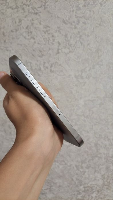 Iphone 15 pro 128gb ideal