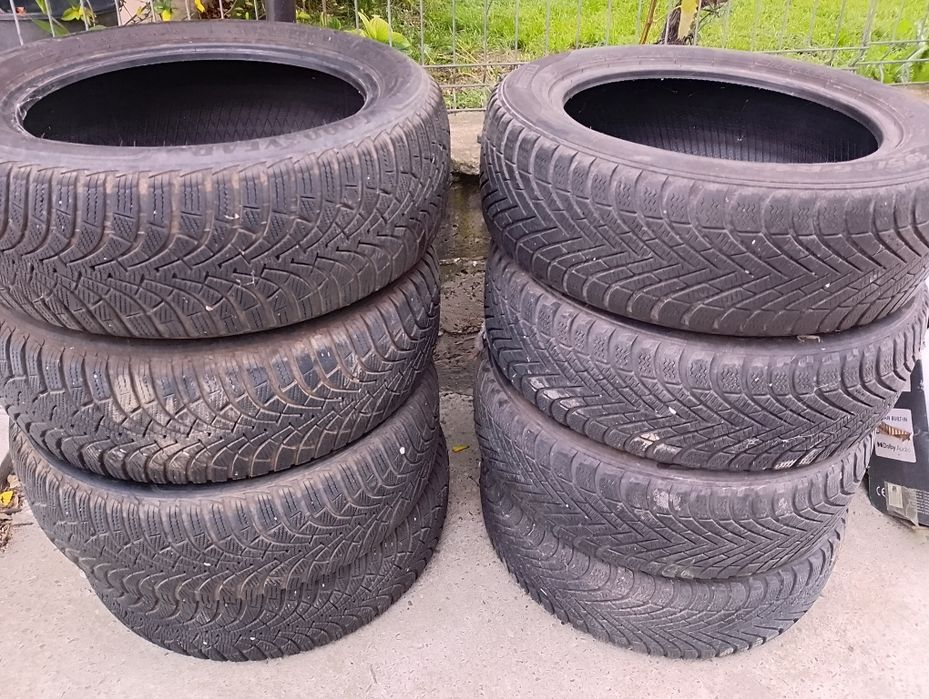 Cauciucuri aproape noi de vânzare