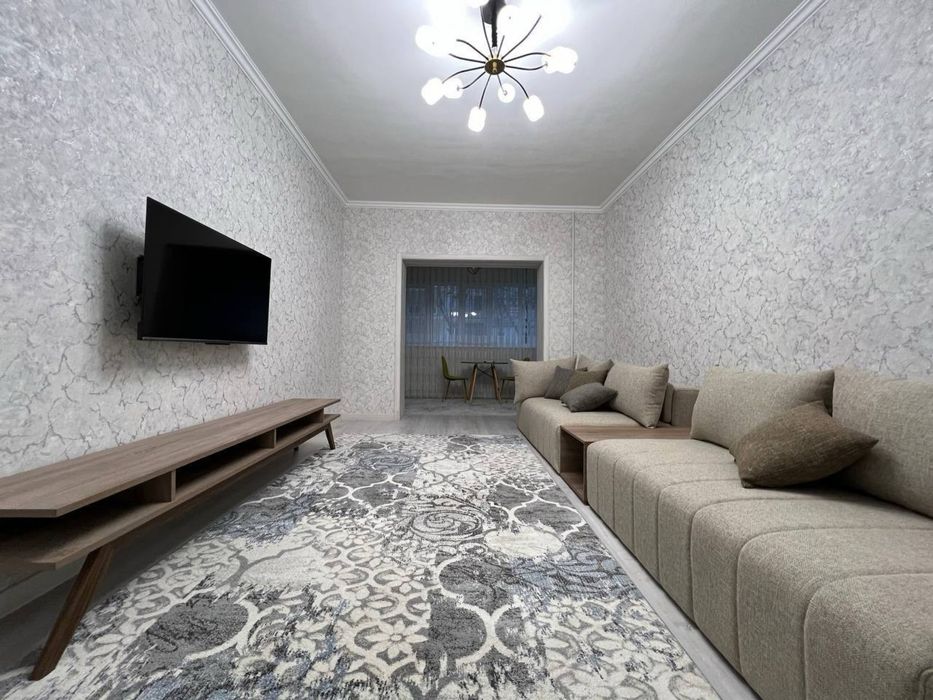 Квартира  гостиница Россия  Ул. Кунаева 3/3/4 100 кв.м