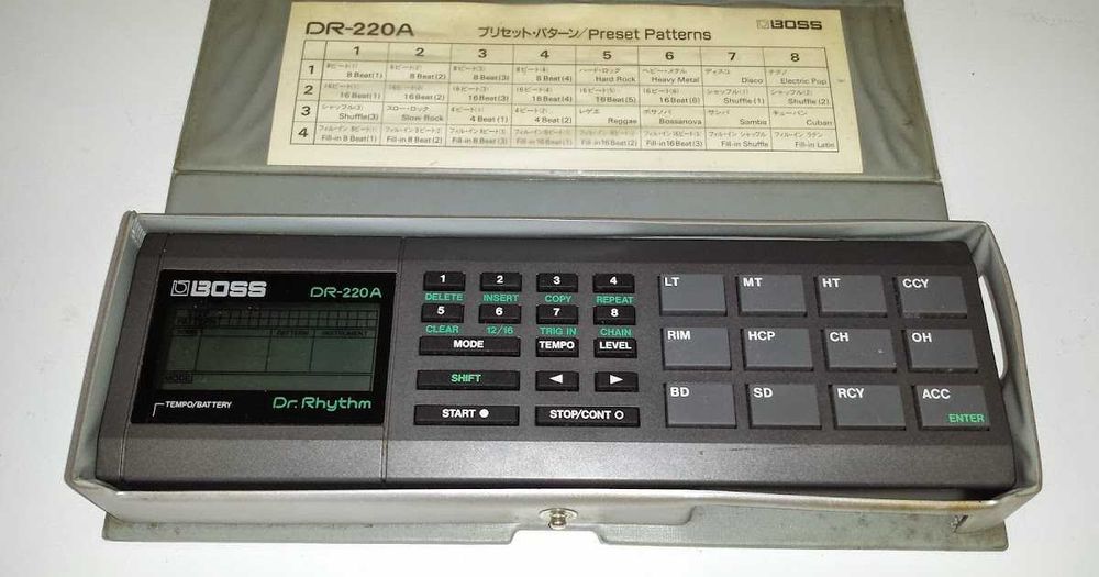 Boss DR-220a Dr Rhythm Vintage Drum Machine with Case and Manual