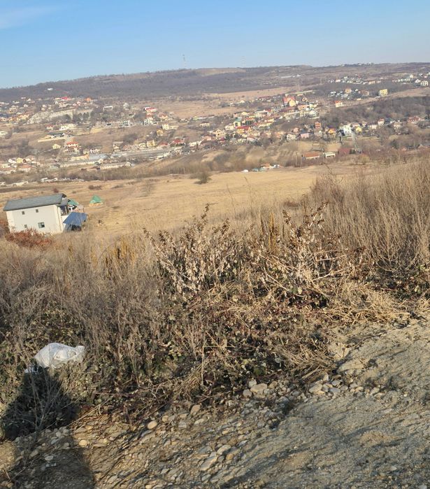 vand teren intravilan