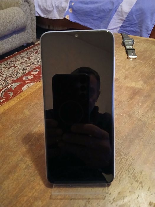 Продава се самсунг А13 /64 g