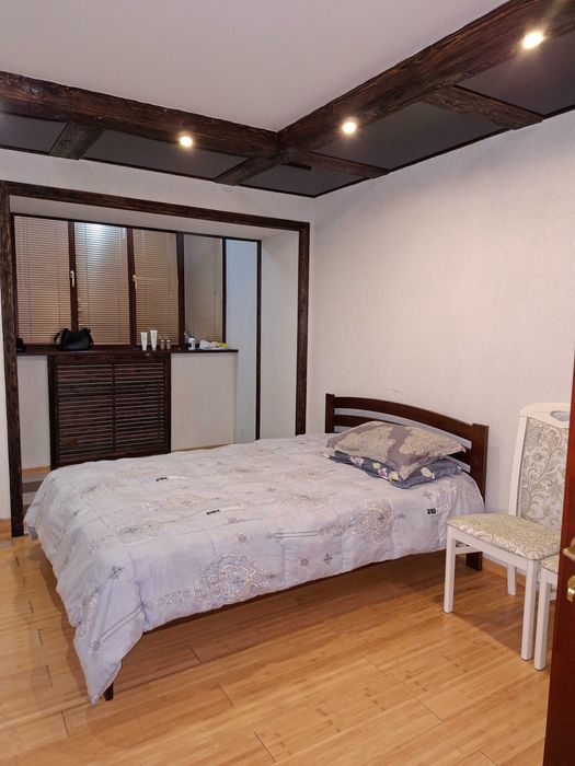 Продам 2 комн кв. ТОРГ Строитель