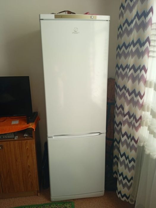 Холодильник в отличном состоянии