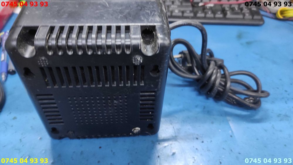 stabilizaor regulator 1000VA cu proba 2 prize