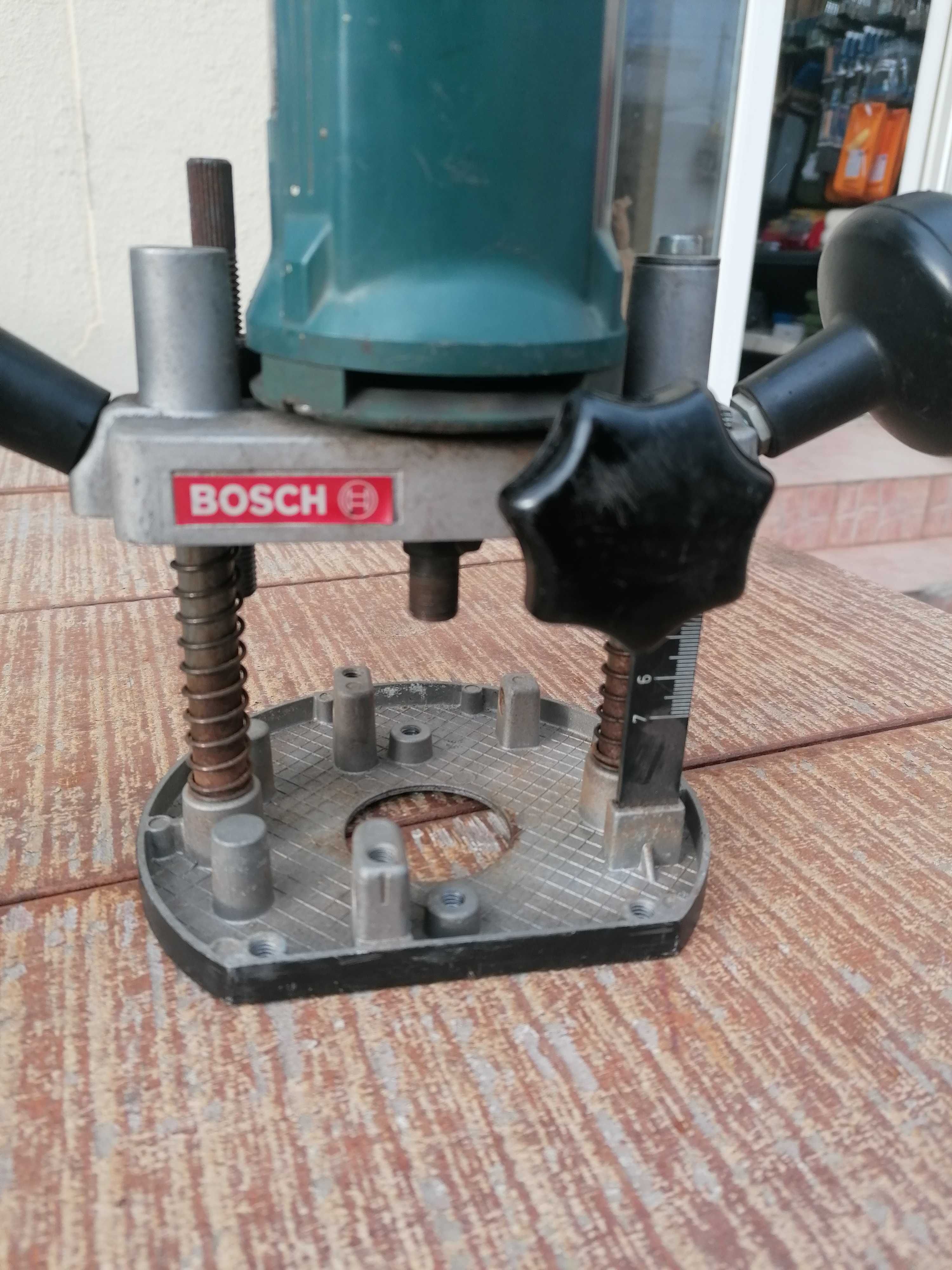 Freza Bosch POF 50 - stare f buna - lipsa piulita si bucsa elastica