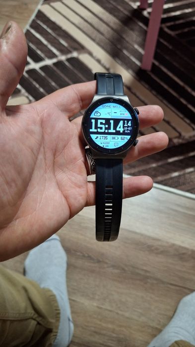 Продава се много запазен часовник huawey gt 2 pro