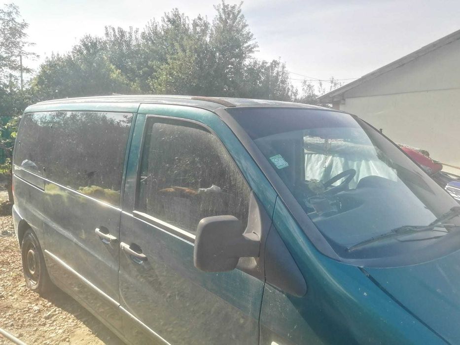 Masina Mercedes vito 2003