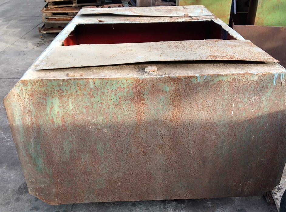 350кг, 2.5 кубика, контейнер за отпадъци, резервоар за зърно, вода