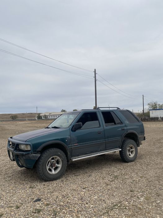 Срочно продам Опел Фронтеру