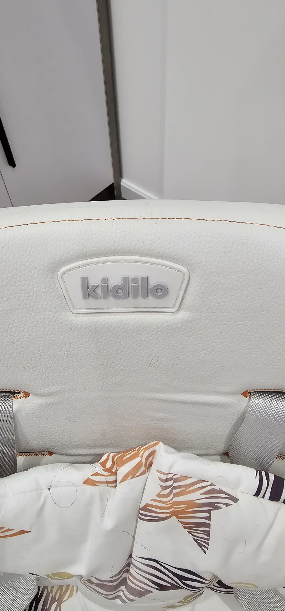 Продаётся детское кресло kidilo