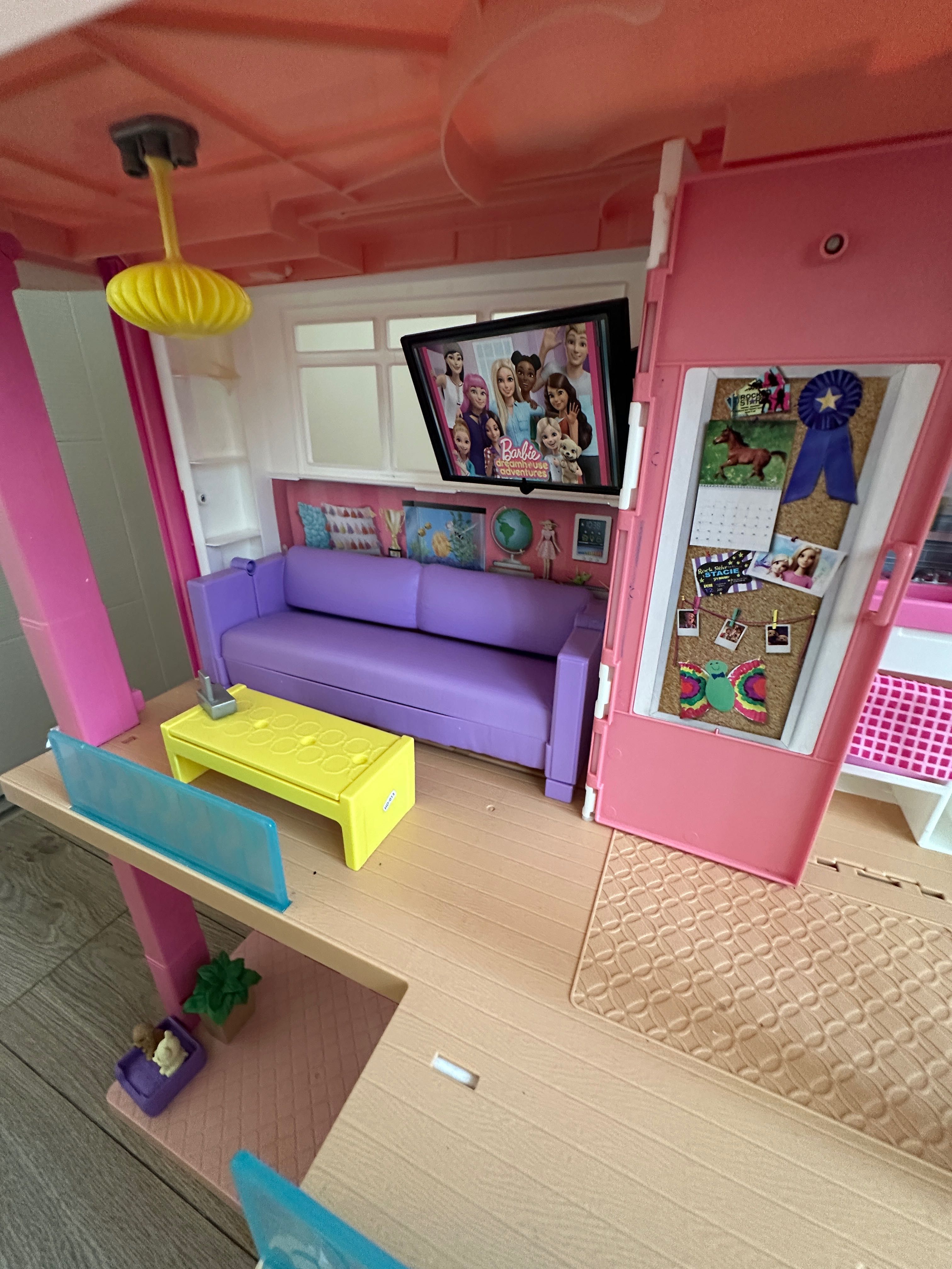 BARBIE ESTATE HOUSES Къщата на мечтите. С подарък кола