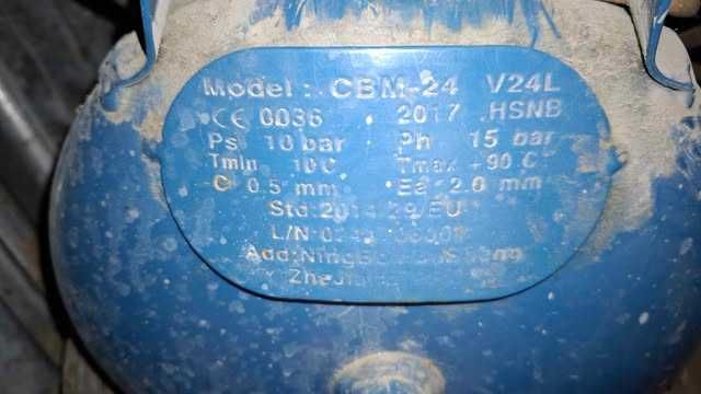 компресор 24литра работи си перфектно