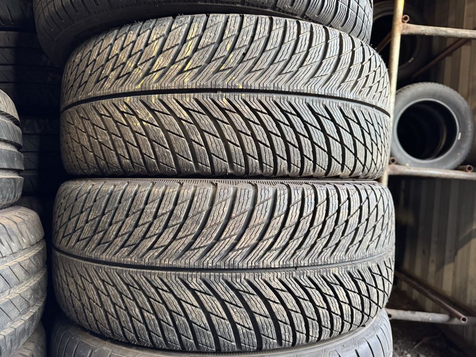 Anvelope Noi 245/45/18 Michelin