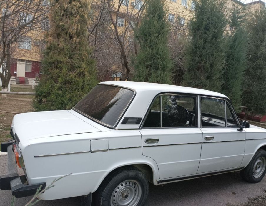 Lada 2106 sotiladi