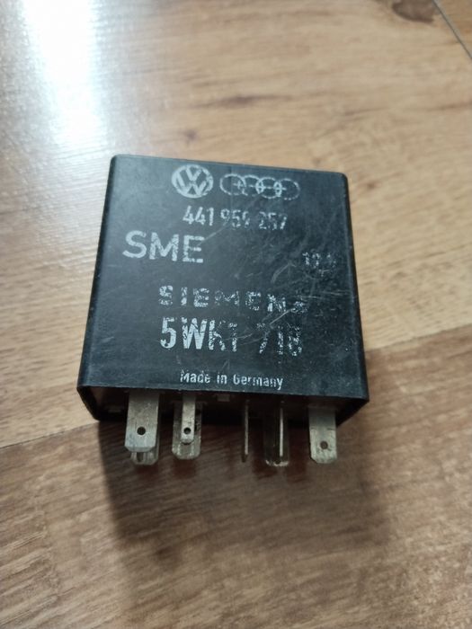 Датчик на Ауди 100 с4