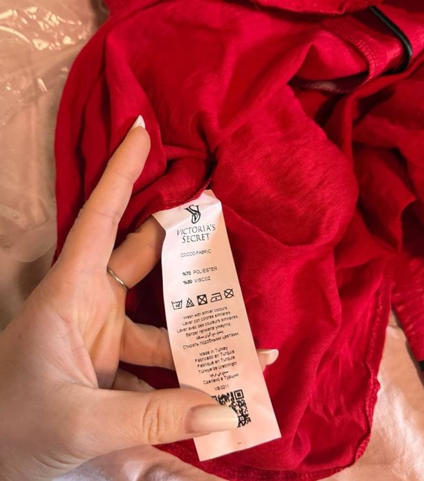 Pijamale VS dama, XL pe stoc