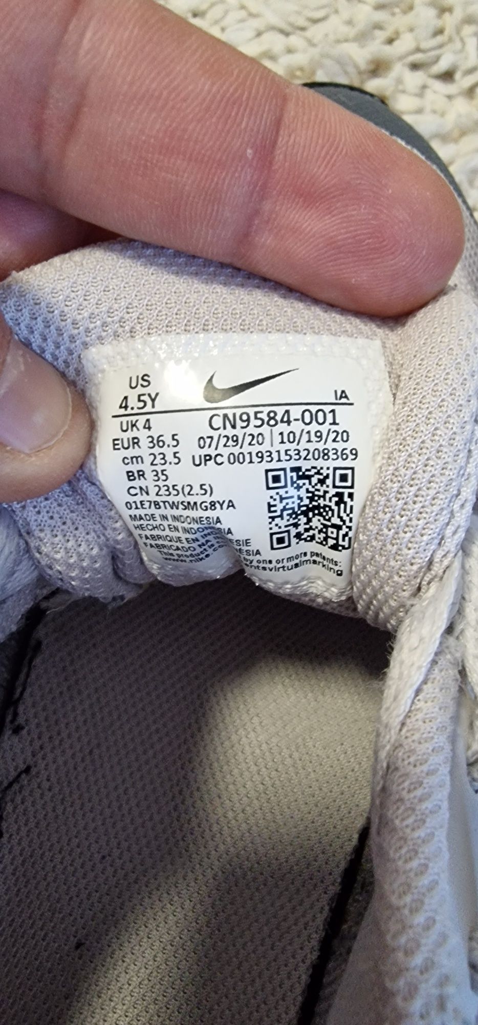 Adidasi Nike originali