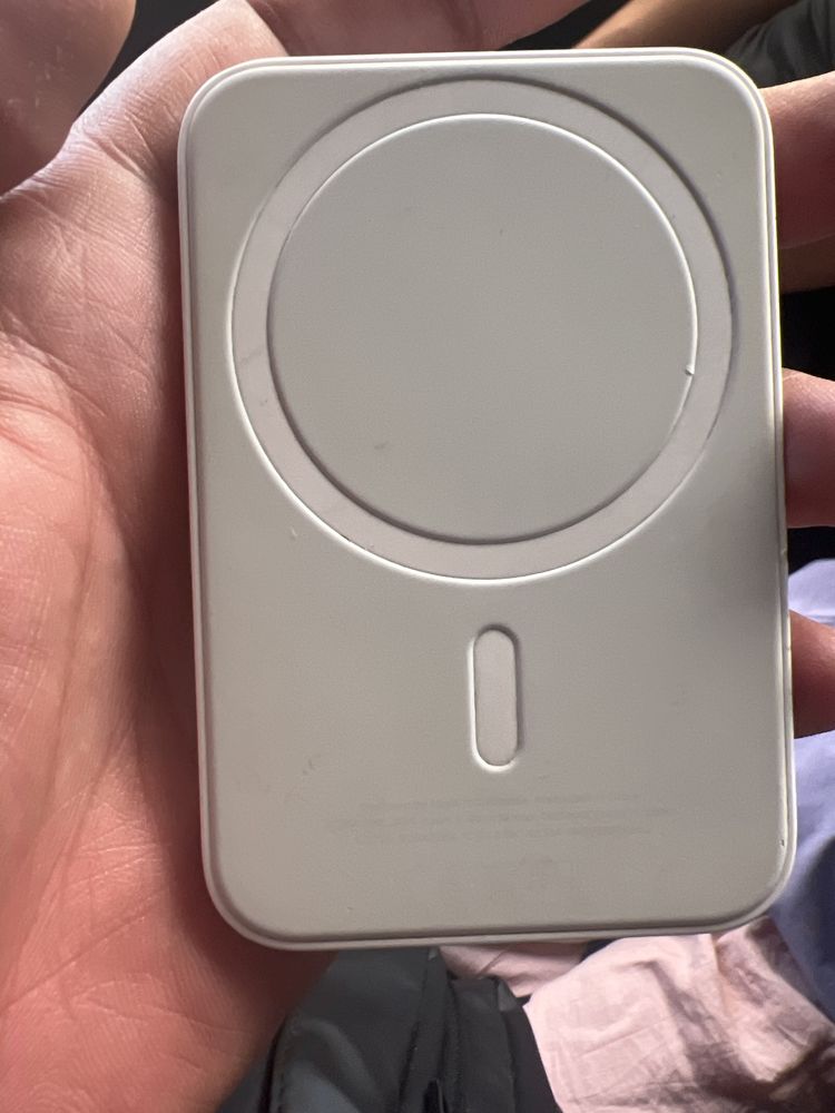 Продается Apple Magsafe