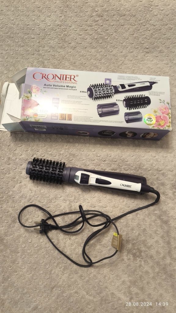 Фен-щетка Cronier