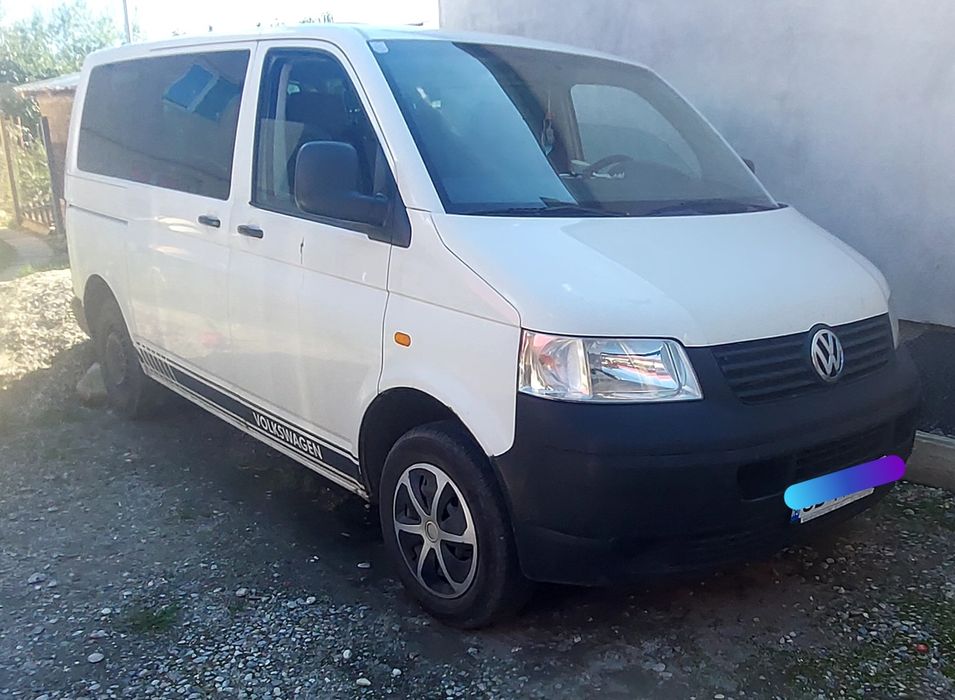 Volkswagen T5 8+1 locuri