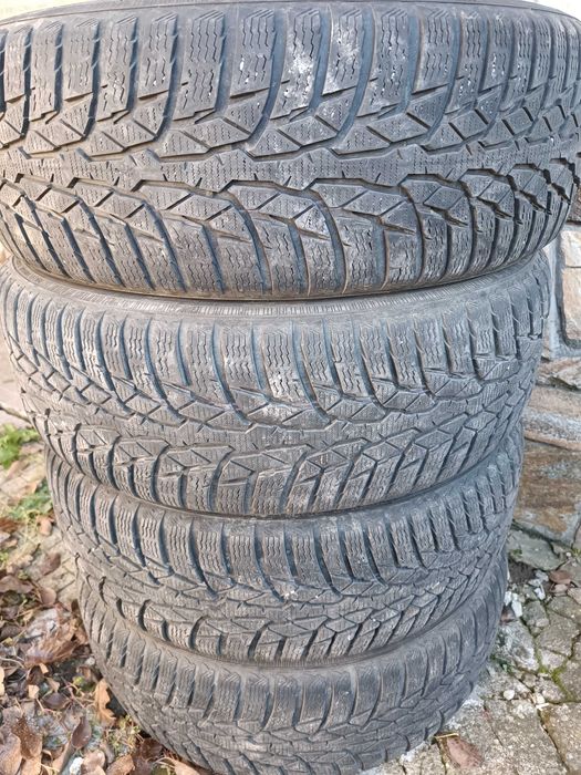 Гуми 195/65 15 Nokian WR D4 4 броя