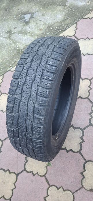 Vand 4 bucati anvelope C-uri